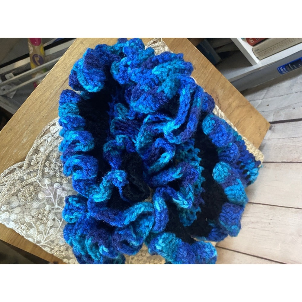 Extreme Ruffle Bucket Hat Pattern | Crochet Ruffle Bucket Hat Pattern - Picture 4 of 4